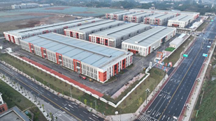 長江源公司展現(xiàn)“翠屏速度” 動力電池 配套產(chǎn)業(yè)園圓滿交賬